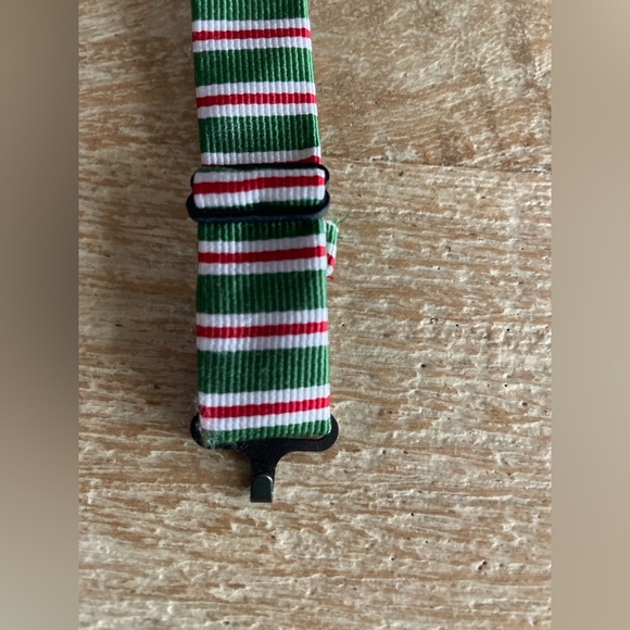 Collared Greens Boys Striped Green and Red Kids Bow Tie. Pre-tied adjustable. - Picture 5 of 7